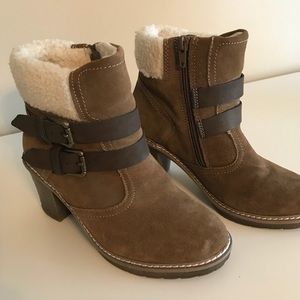 Cute two tone booties